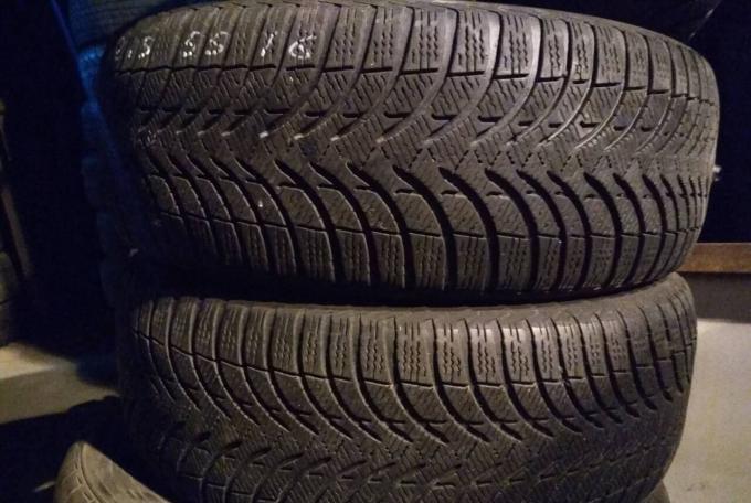 Michelin Alpin 4 215/55 R16