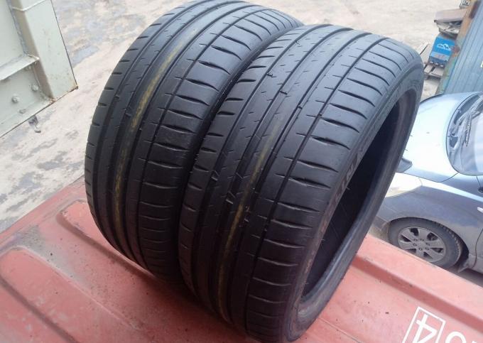 Michelin Pilot Sport 4 225/45 R17