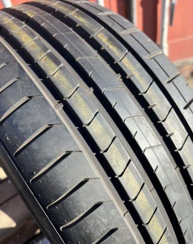 Pirelli P Zero PZ4 225/40 R18