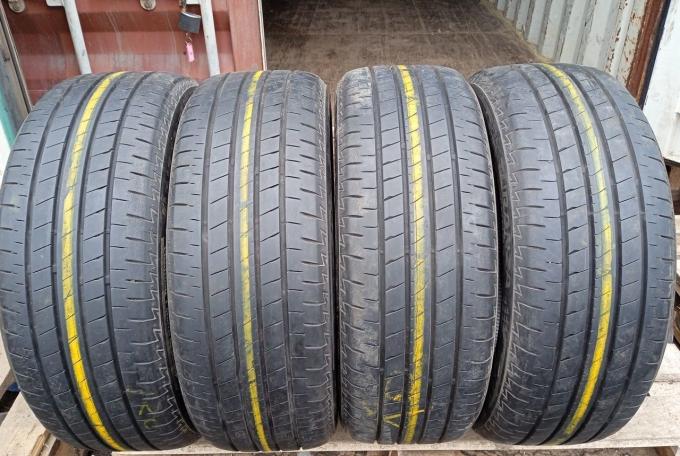 Bridgestone Turanza T005A 215/55 R17