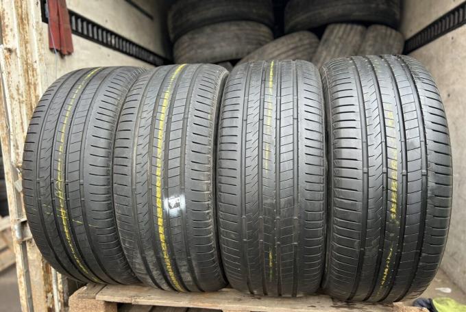 Bridgestone Alenza 001 285/45 R22