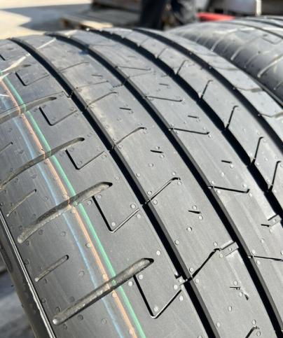 Pirelli P Zero PZ4 265/40 R21