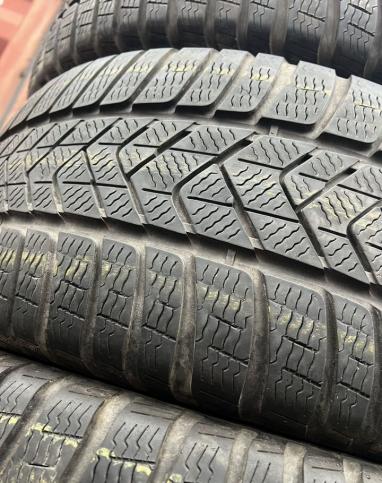 Pirelli Winter Sottozero 3 245/40 R18