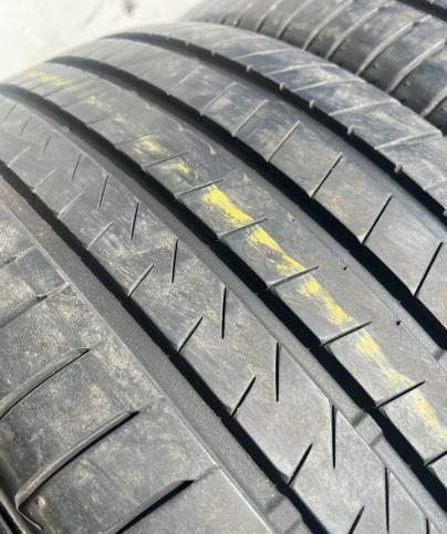 Bridgestone Alenza 001 285/45 R22