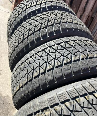 Bridgestone Blizzak DM-V2 235/55 R18