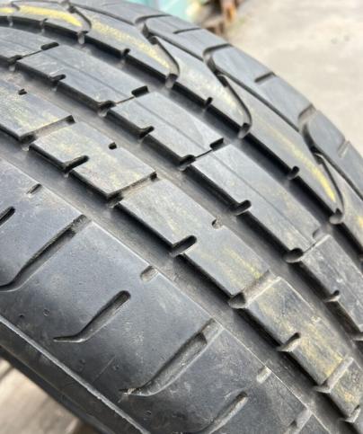 Pirelli P Zero 255/40 R19