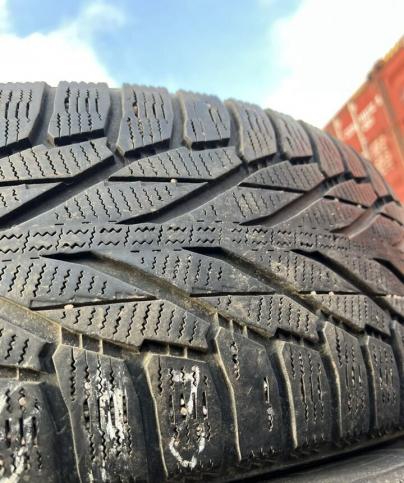 Nokian Tyres Hakkapeliitta R2 235/65 R18