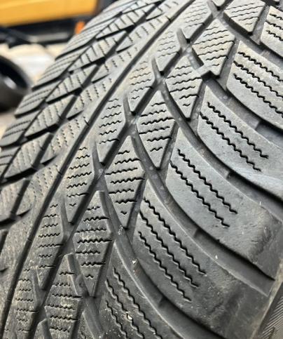 Bridgestone Blizzak LM-001 225/50 R18