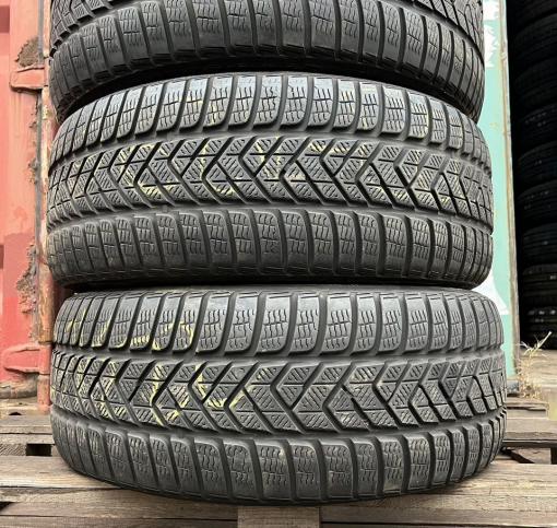 Pirelli Winter Sottozero 3 255/45 R19