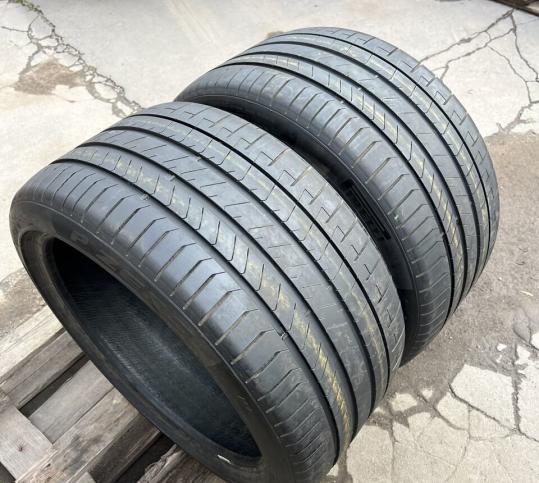 Pirelli P Zero PZ4 295/35 R20