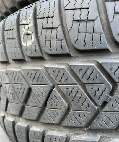 Pirelli Winter Sottozero 3 245/45 R19