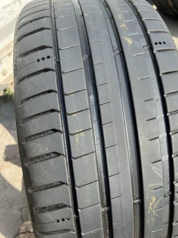 Michelin Pilot Sport 5 255/35 R20