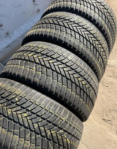 Bridgestone Blizzak LM-005 255/35 R20