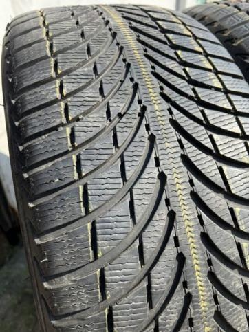 Michelin Latitude Alpin LA2 255/45 R20