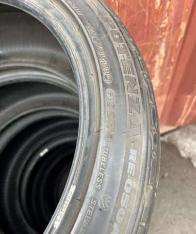 Bridgestone Potenza RE050A 225/45 R19