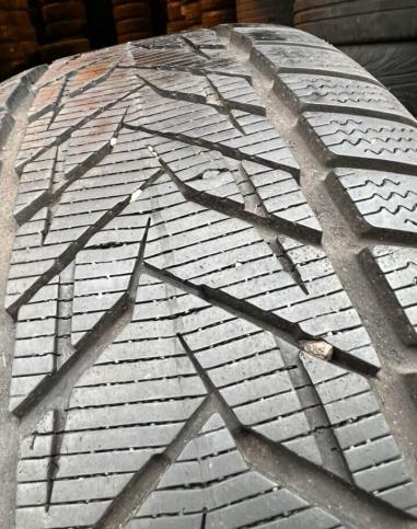 Vredestein Wintrac Xtreme S 235/50 R18