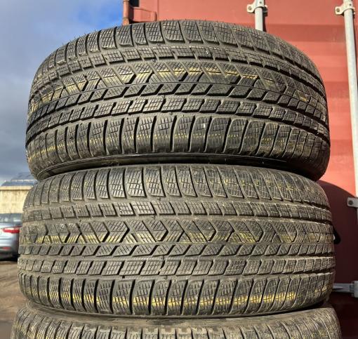 Pirelli Scorpion Winter 285/45 R22