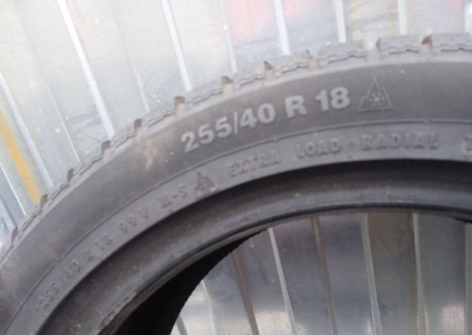 Continental ContiWinterContact TS 830 P 255/40 R18