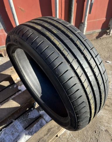 Pirelli P Zero PZ4 225/40 R18