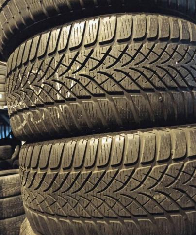 Esa-Tecar Super Grip 7+ HP 225/40 R18