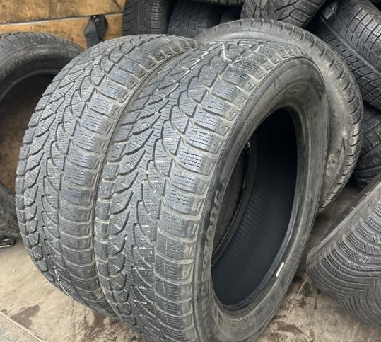 Bridgestone Blizzak LM-80 215/60 R17