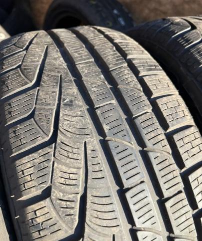 Pirelli Winter Sottozero 210 Serie II 225/50 R17