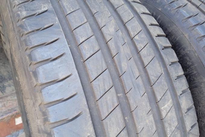 Michelin Latitude Sport 3 235/60 R18