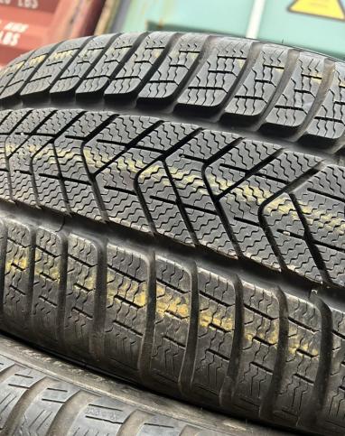 Pirelli Winter Sottozero 3 255/35 R21