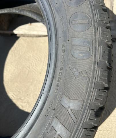 Goodyear EfficientGrip SUV 265/50 R20