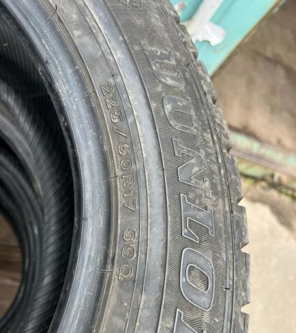 Dunlop Winter Maxx WM02 225/60 R17