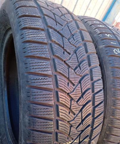 Dunlop Winter Sport 5 215/60 R17