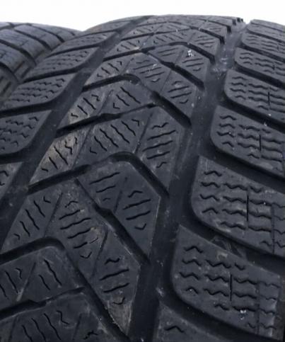 Pirelli Winter Sottozero 3 215/55 R18