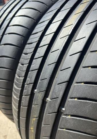 Goodyear EfficientGrip Performance 225/50 R17