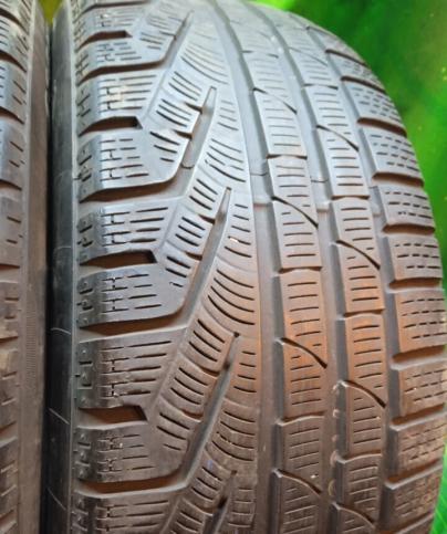 Pirelli Winter Sottozero 210 Serie II 235/55 R18