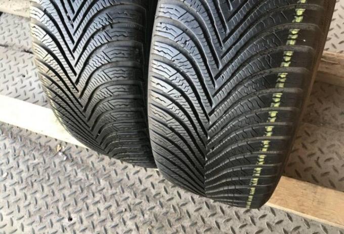 Michelin Alpin 5 215/55 R17