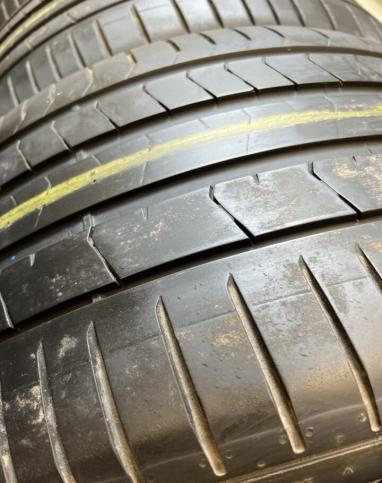 Pirelli P Zero PZ4 275/40 R20 и 315/35 R20