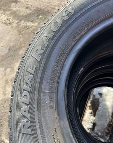 Hankook Radial RA08 215/70 R16C