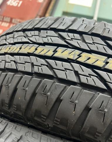 Yokohama Geolandar A/T G015 215/60 R16