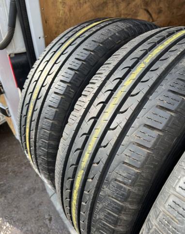 Goodyear EfficientGrip SUV 4x4 245/60 R18