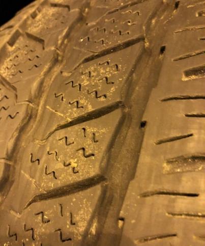 Continental VanContact Winter 235/65 R16C