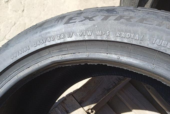 Continental ExtremeContact DWS 225/45 R17