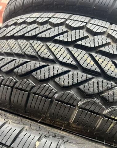 Bridgestone WeatherPeak 215/55 R17