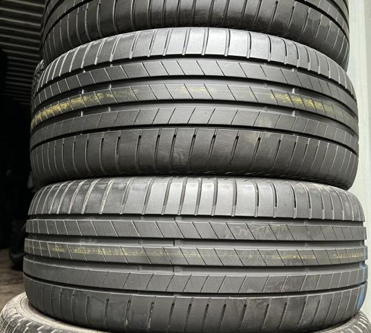 Bridgestone Turanza T005 225/55 R18