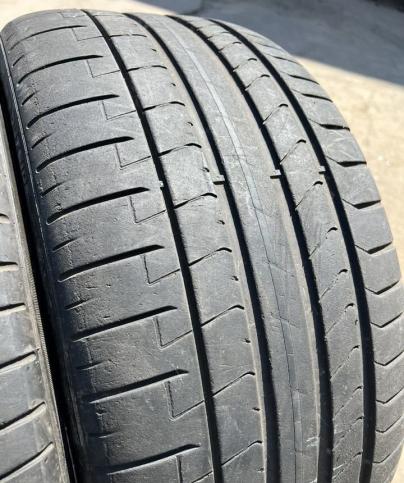 Pirelli P Zero PZ4 255/40 R18