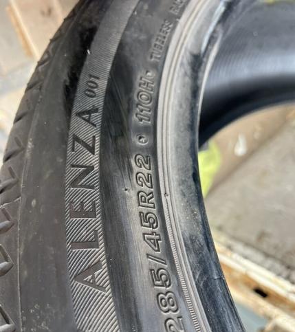 Bridgestone Alenza 001 285/45 R22