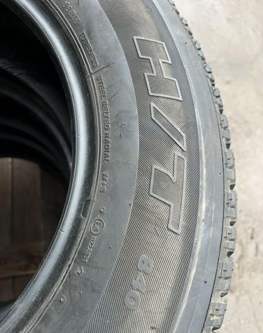 Bridgestone Dueler H/T 840 265/65 R17