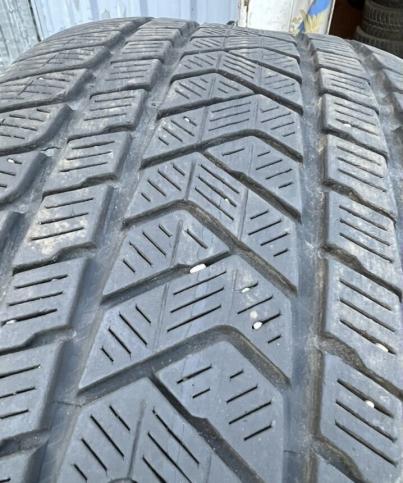 Pirelli Scorpion Winter 275/50 R20