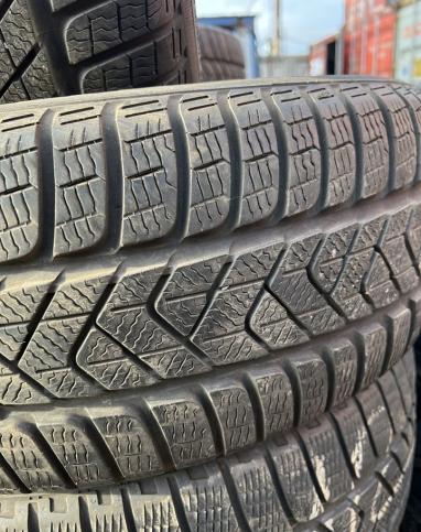 Pirelli Winter Sottozero 3 225/55 R18