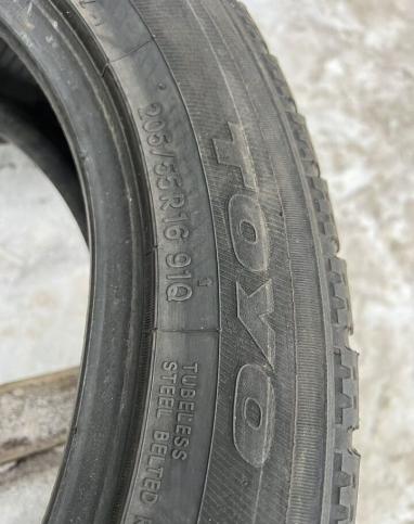 Toyo Observe Garit GIZ 205/55 R16