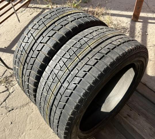 Yokohama Ice Guard IG50+ 255/40 R18